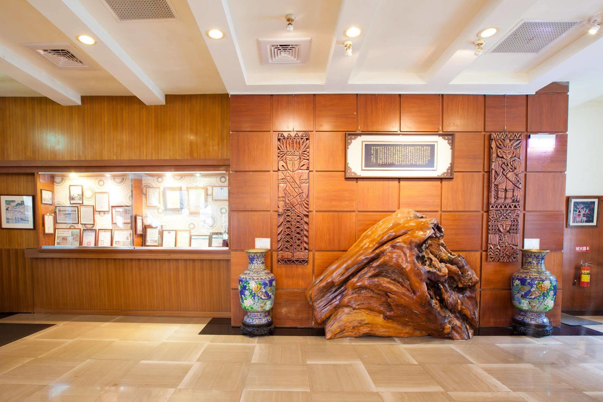 Lakeside Resort Nantou Exterior foto